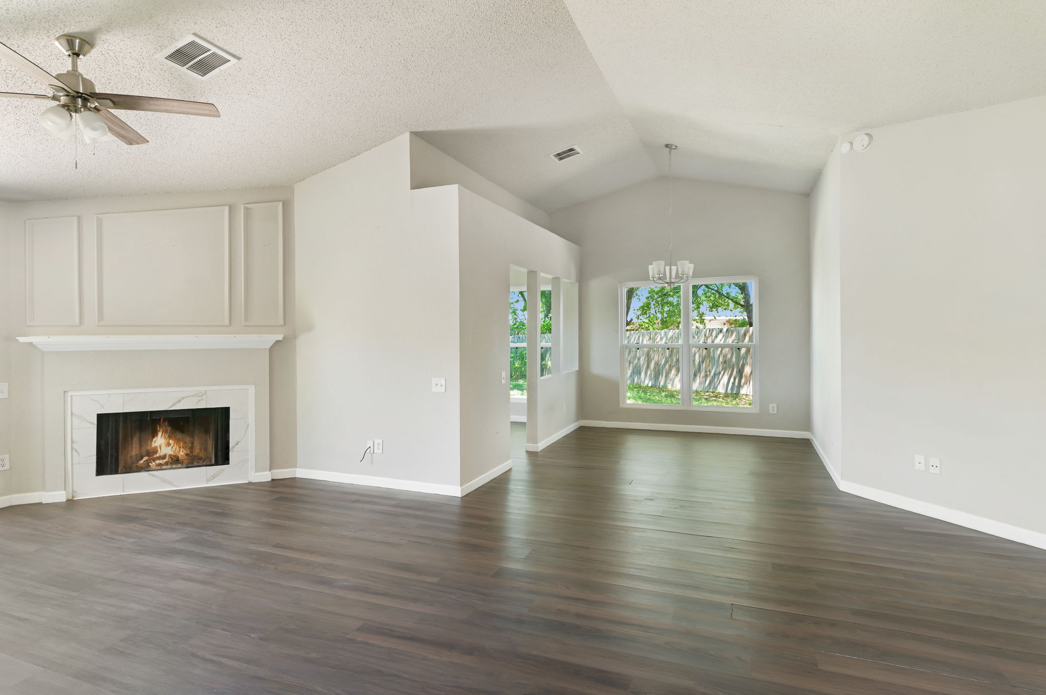 Foyer/Dining/Living Room
