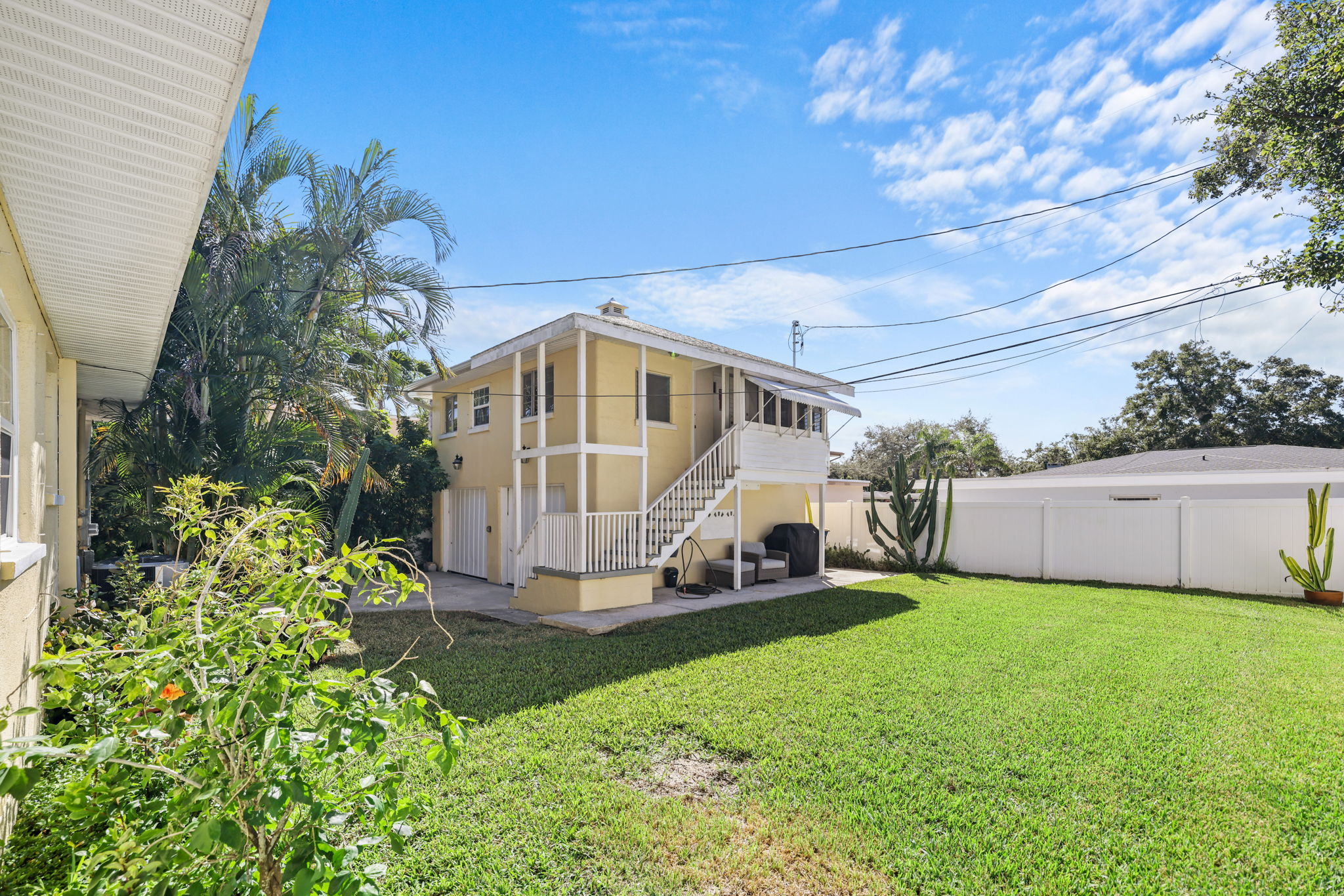 ADU Side - 495A8218 (1)