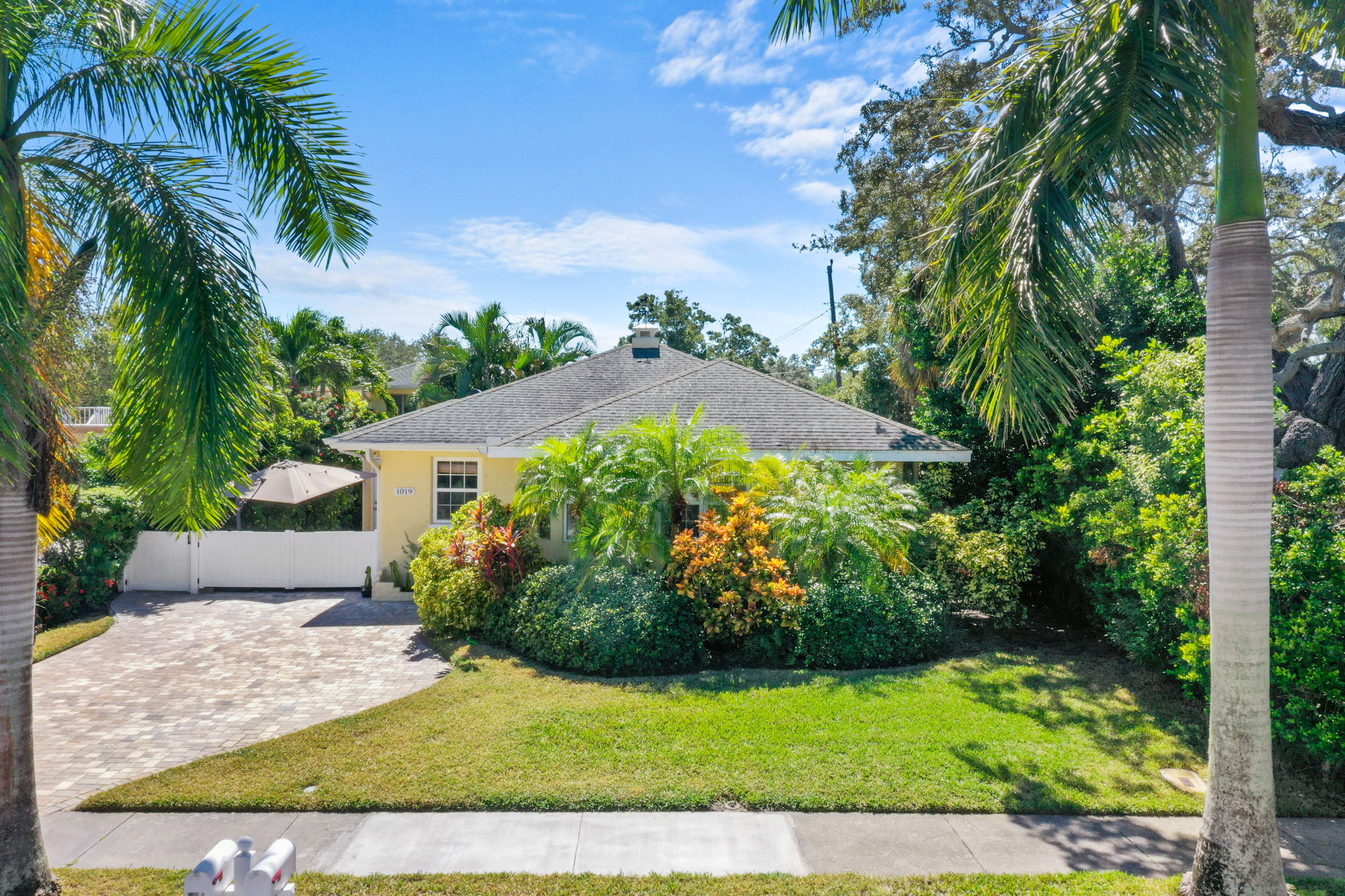 Front Drone - DJI_0989 (1)