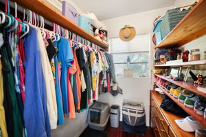 ADU Closet - 495A8240 (1)