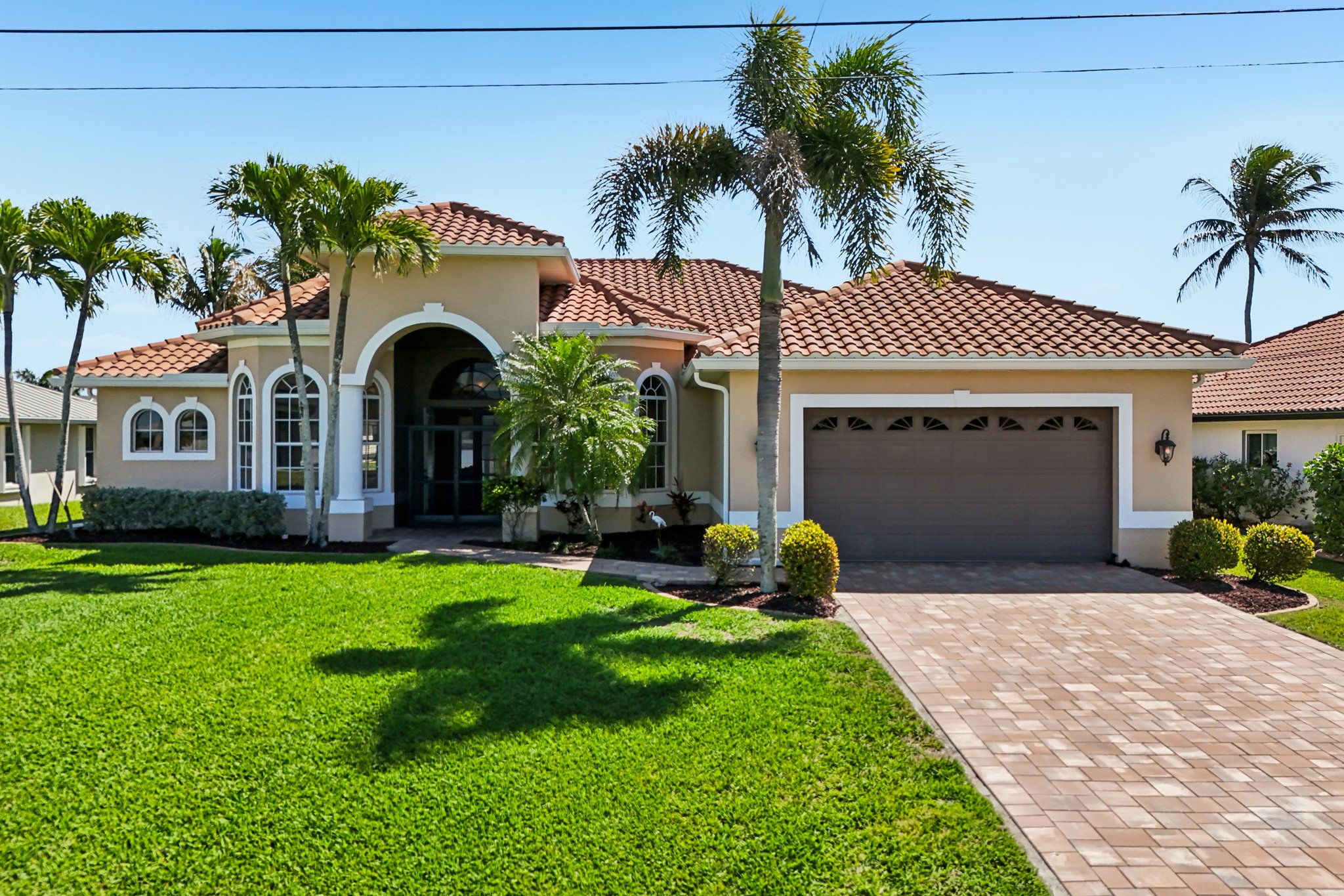 NW 42nd Pl-S2103-046.jpg