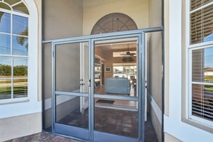 NW 42nd Pl-S2103-005.jpg