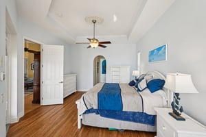 NW 42nd Pl-S2103-018.jpg