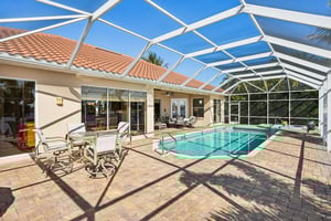 NW 42nd Pl-S2103-036.jpg