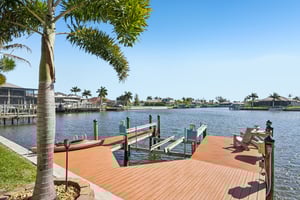 NW 42nd Pl-S2103-039.jpg