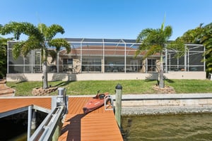 NW 42nd Pl-S2103-044.jpg