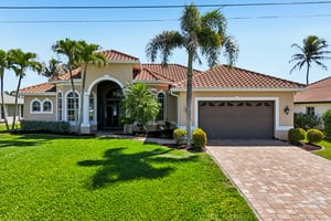 NW 42nd Pl-S2103-046.jpg