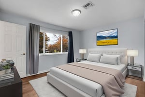 DSC08466 virtually staged.jpeg