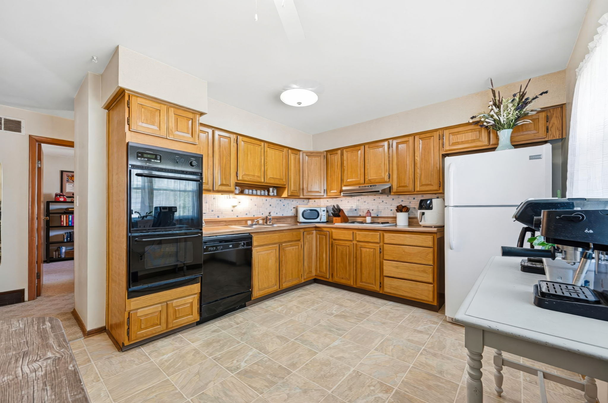D.J. - 1019 Sutton Pl, Reynoldsburg-11