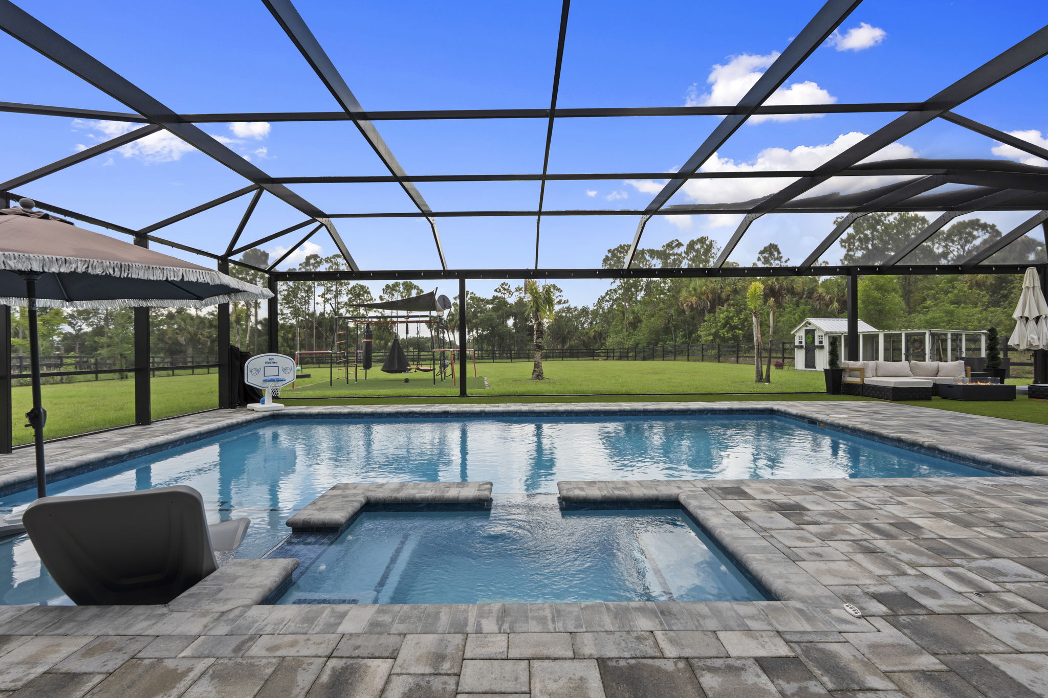  Photo 51