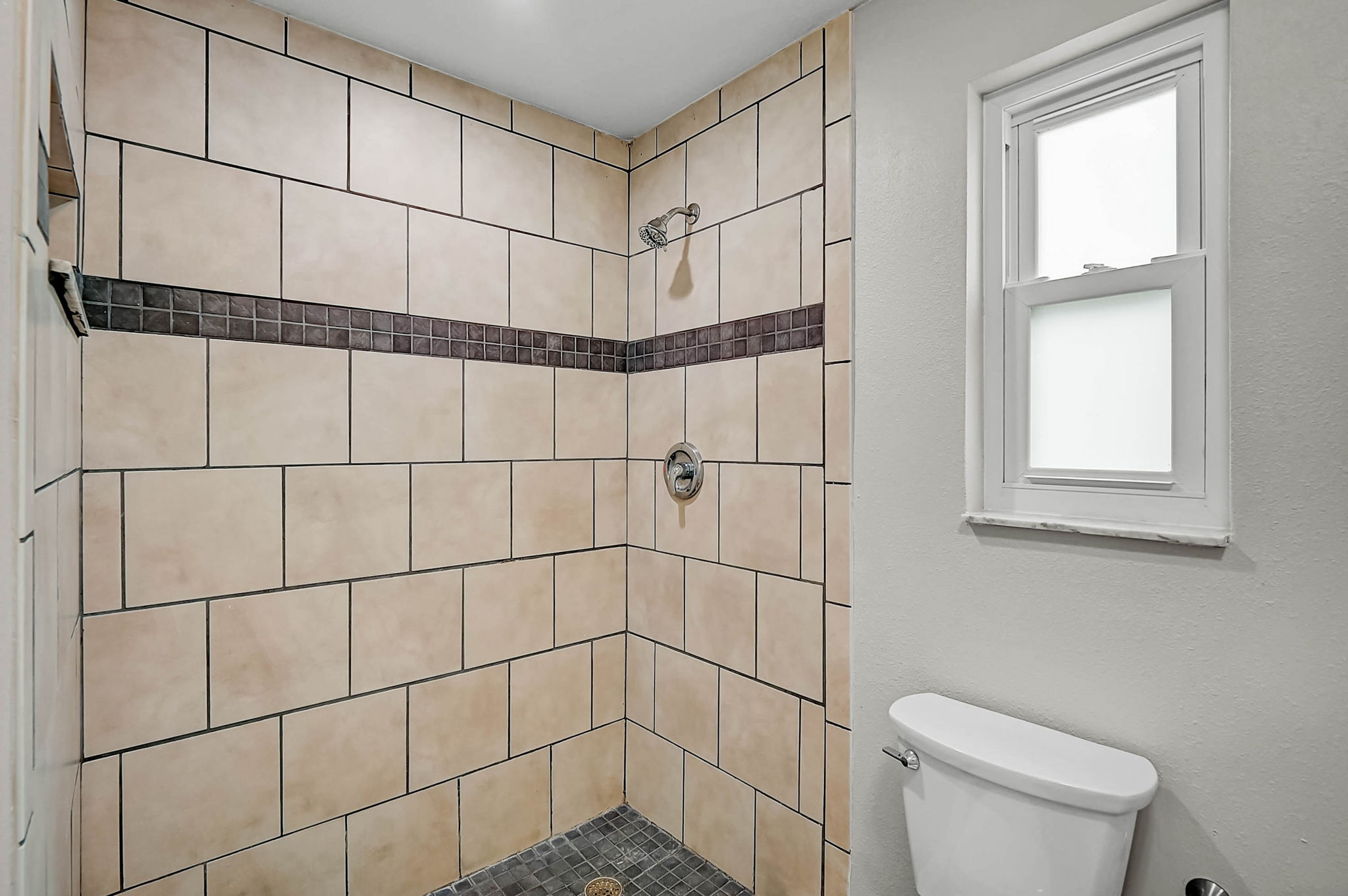 102 20th St NE-22