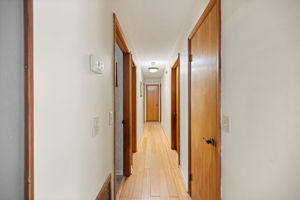  Photo 0