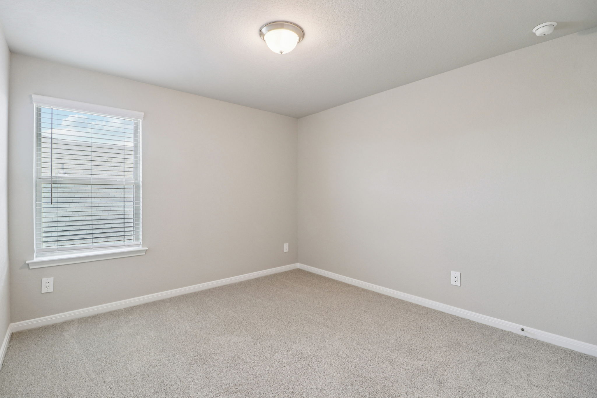 San Antonio - EAST-Legendary Trails-102 Barton Point Schertz TX 78108-012