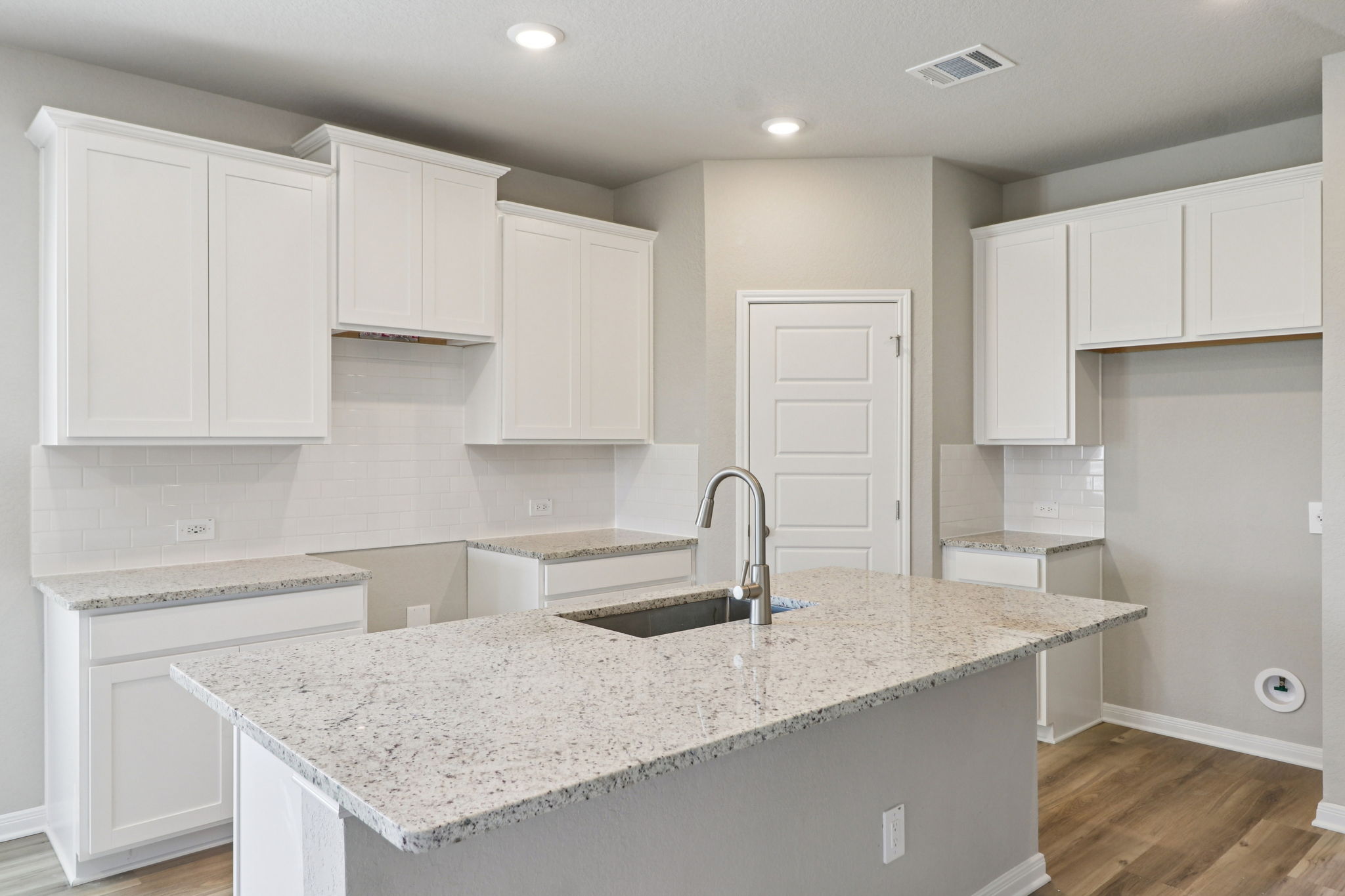 San Antonio - EAST-Legendary Trails-102 Barton Point Schertz TX 78108-022