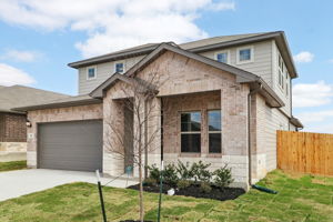 San Antonio - EAST-Legendary Trails-102 Barton Point Schertz TX 78108-005