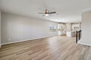 San Antonio - EAST-Legendary Trails-102 Barton Point Schertz TX 78108-008