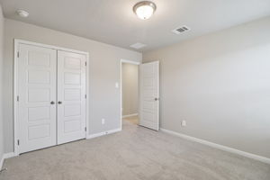 San Antonio - EAST-Legendary Trails-102 Barton Point Schertz TX 78108-015