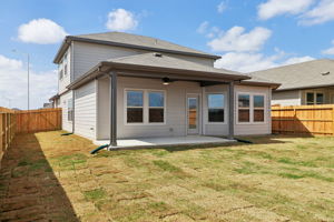 San Antonio - EAST-Legendary Trails-102 Barton Point Schertz TX 78108-021