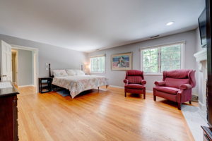102 Doe Meadow Ct, Southington, CT 06489, USA Photo 42