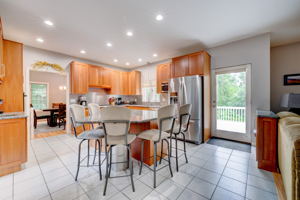 102 Doe Meadow Ct, Southington, CT 06489, USA Photo 29