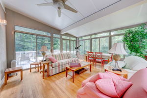 102 Doe Meadow Ct, Southington, CT 06489, USA Photo 32