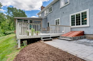 102 Doe Meadow Ct, Southington, CT 06489, USA Photo 14