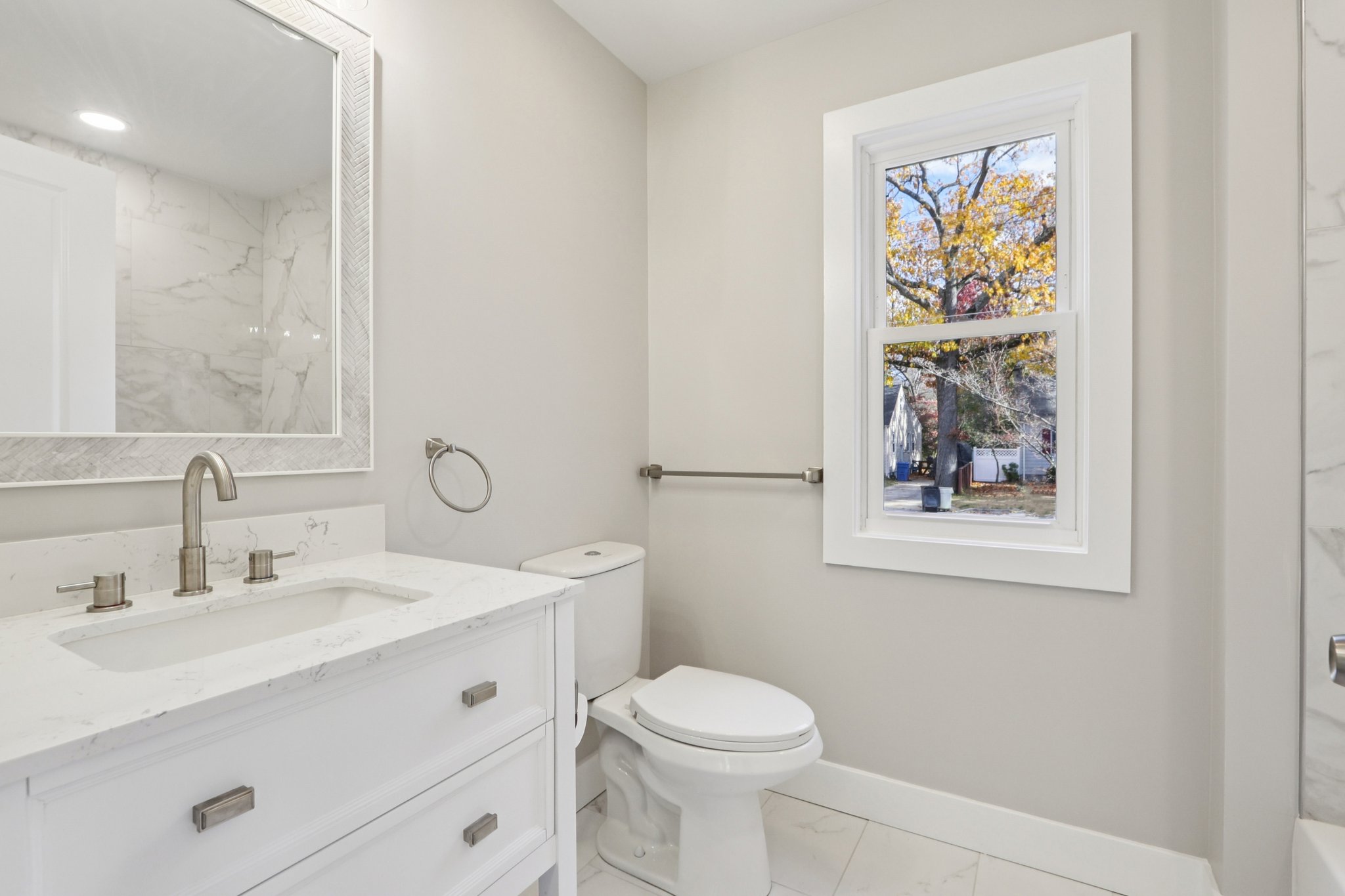 Fernhead Ave-S0711-020.jpg