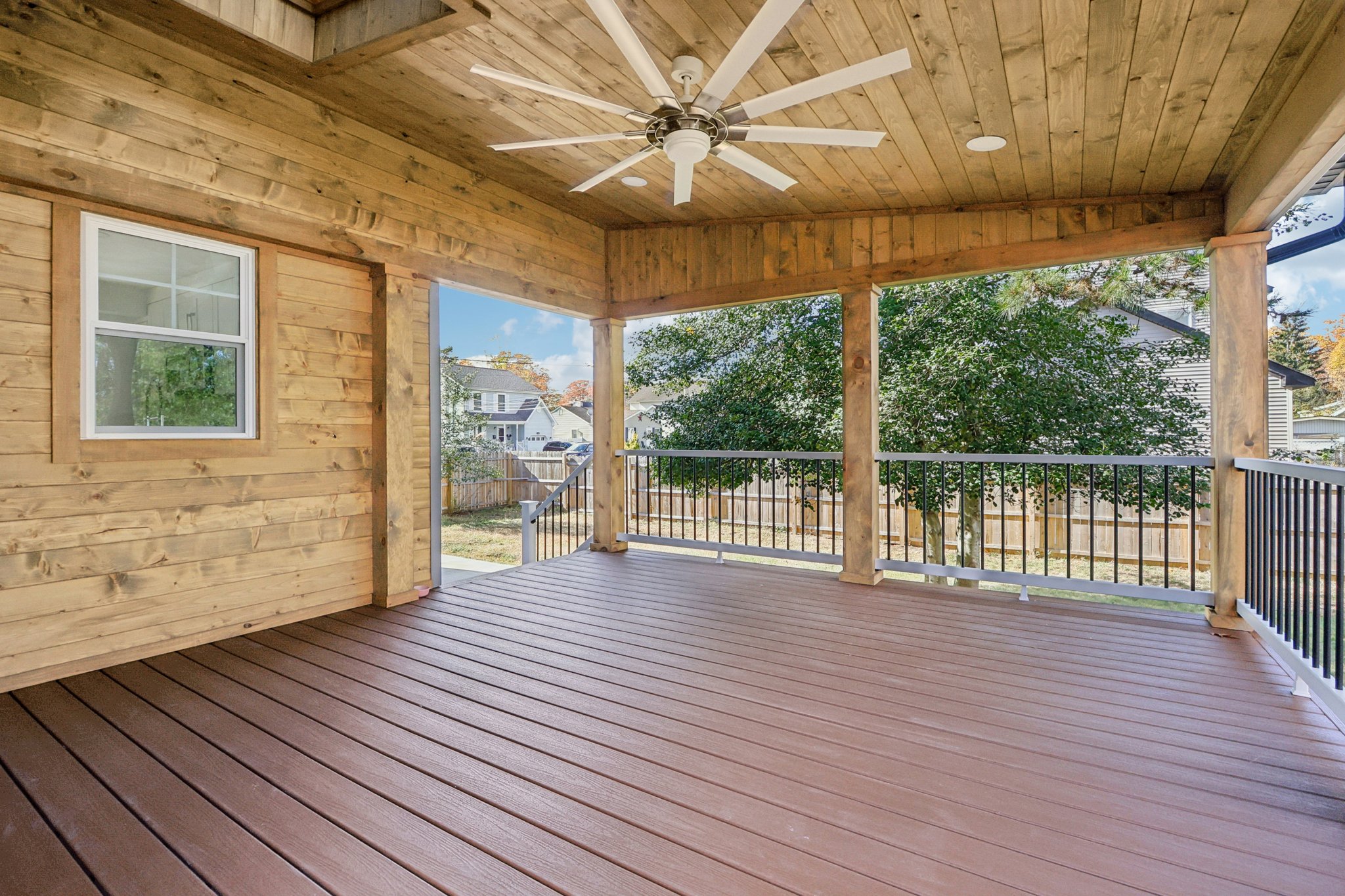 Fernhead Ave-S0711-038.jpg