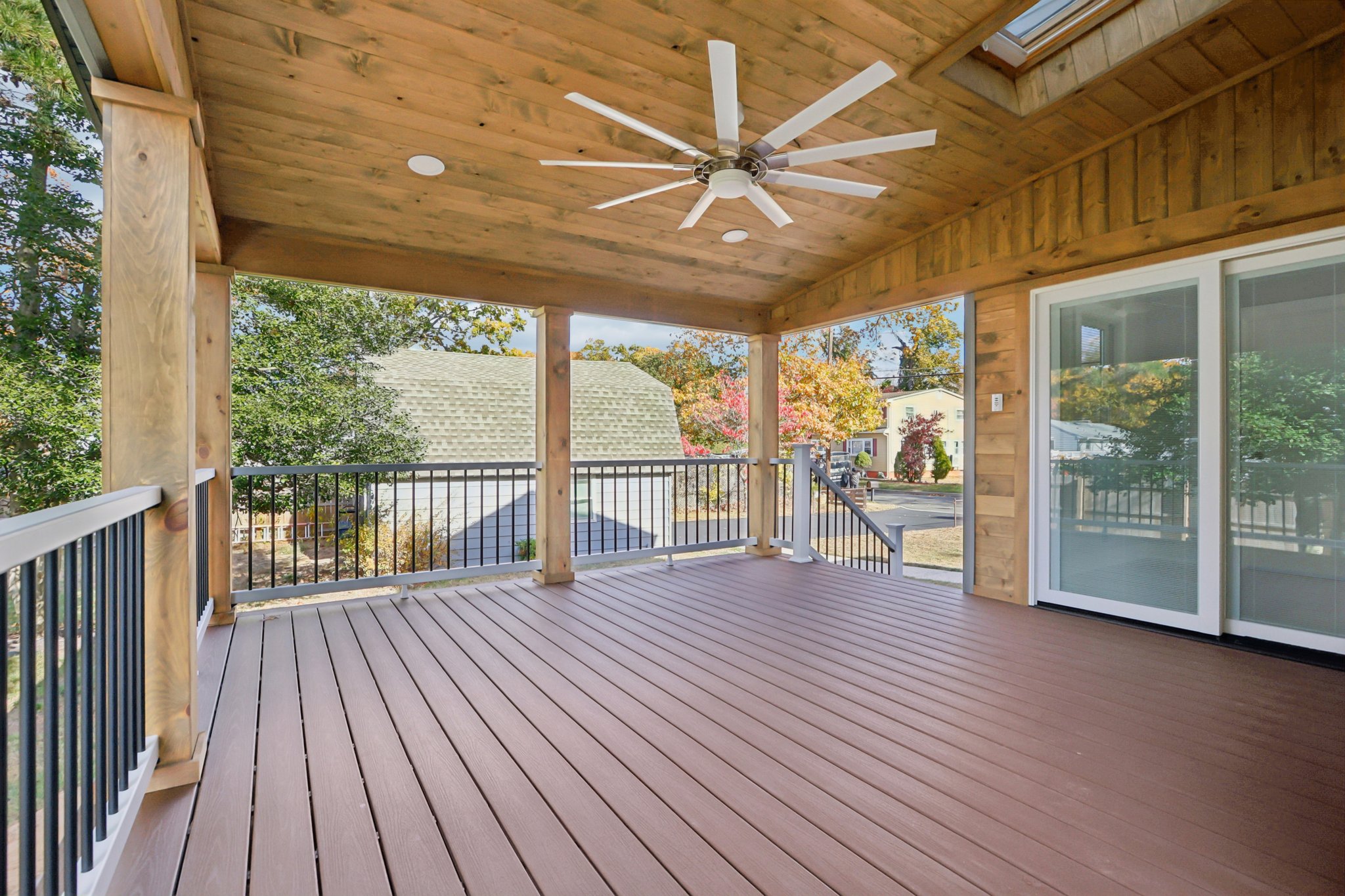 Fernhead Ave-S0711-040.jpg