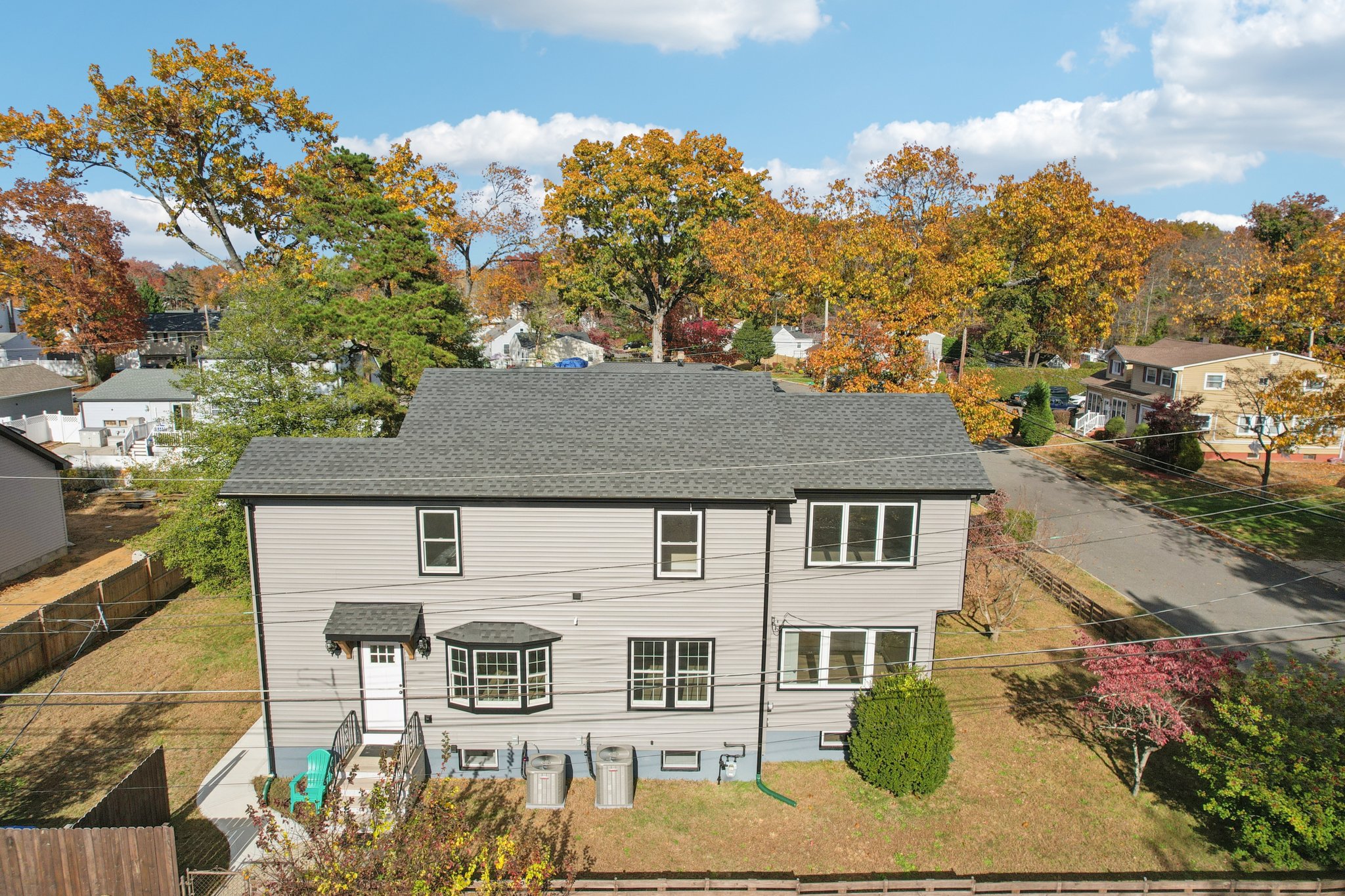 Fernhead Ave-S0711-050.jpg