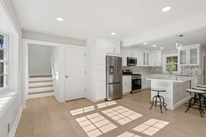 Fernhead Ave-S0711-011.jpg