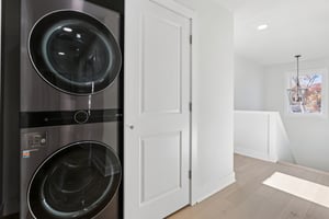 Fernhead Ave-S0711-023.jpg