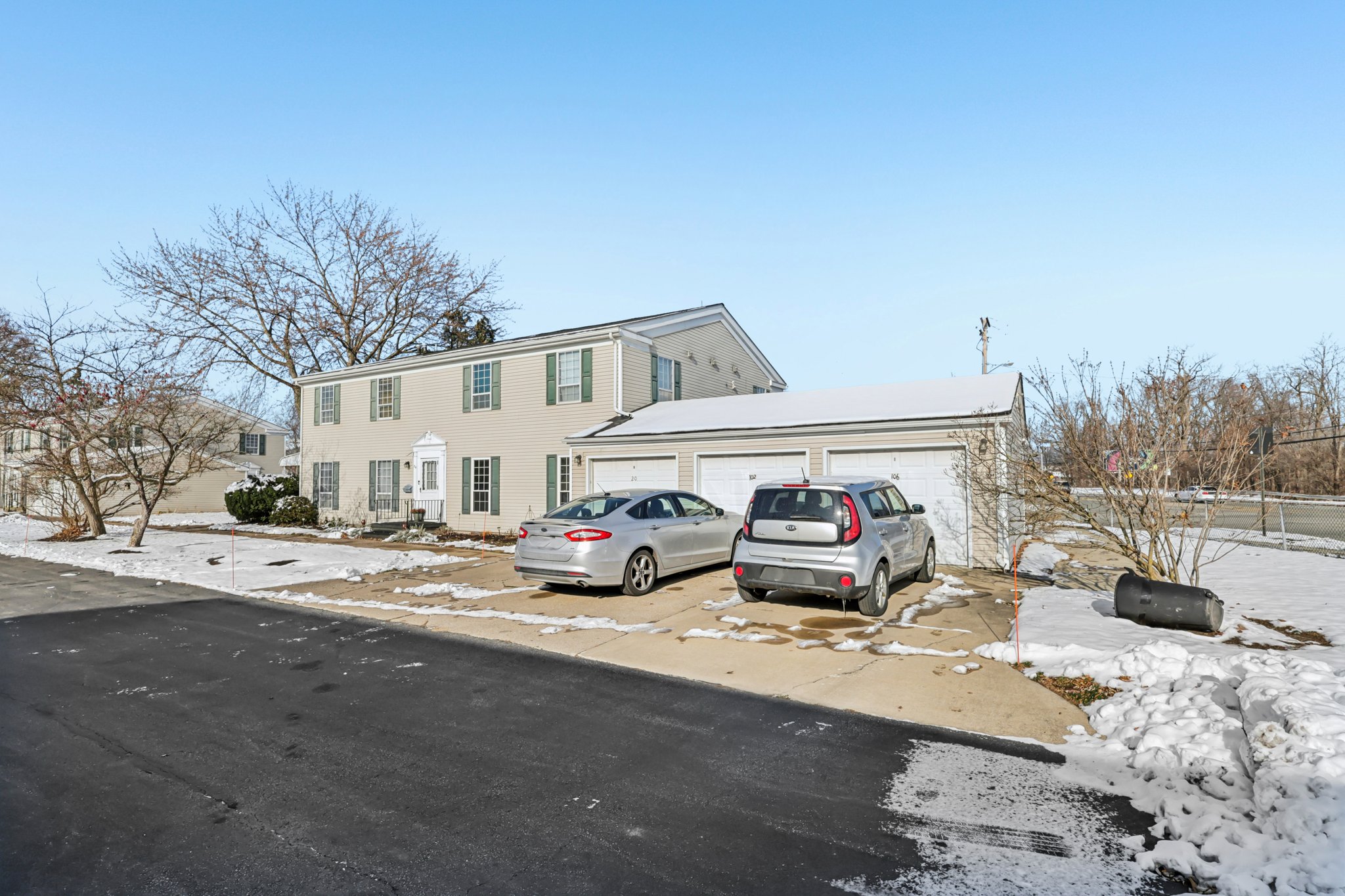 Fox Hill Ln-S0612-001.jpg