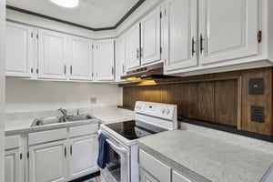 Fox Hill Ln-S0612-012.jpg