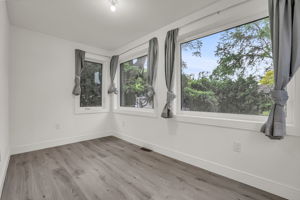 20-sun room1