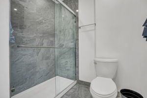 36-washroom1