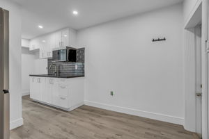 53-garage suite4
