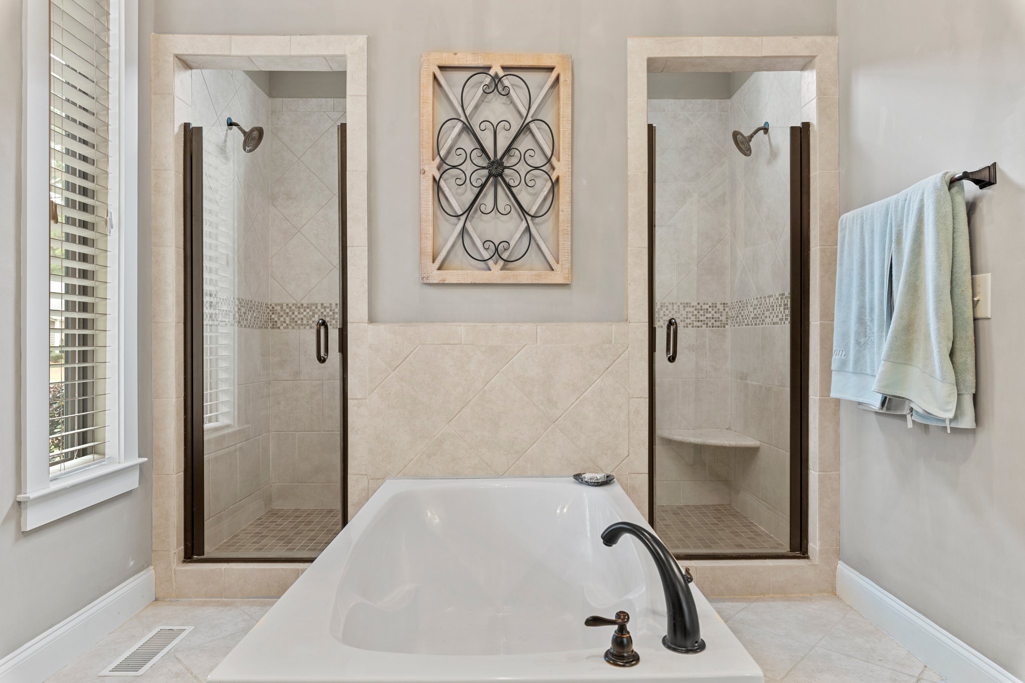 102 Hammerstone Cir, Whispering Pines, NC 28327, USA Photo 26