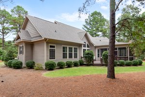 102 Hammerstone Cir, Whispering Pines, NC 28327, USA Photo 4