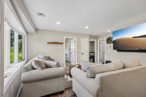 Hiawatha Blvd-S1109-008.jpg