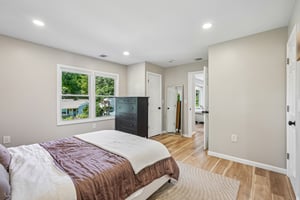 Hiawatha Blvd-S1109-038.jpg