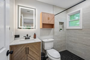 Hiawatha Blvd-S1109-040.jpg