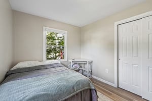 Hiawatha Blvd-S1109-043.jpg