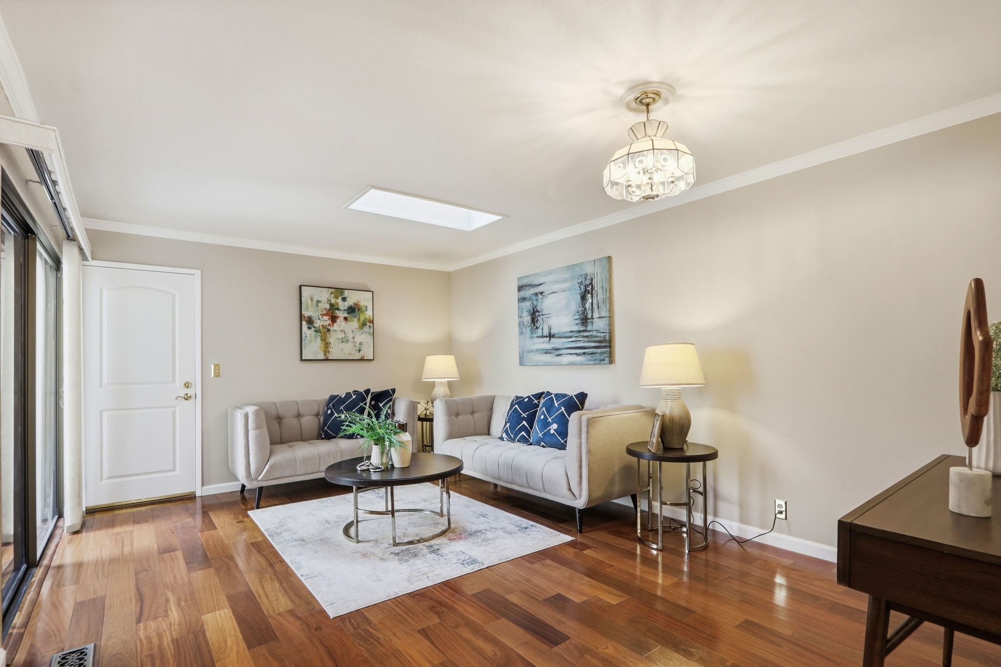 012_F8_102 Lancewood Pl