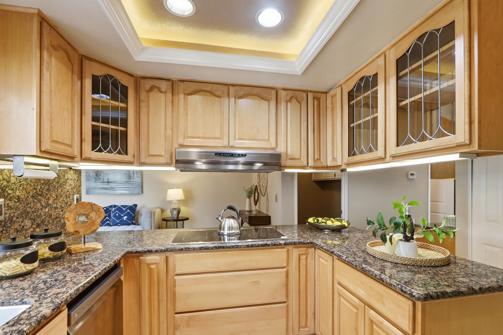 019_F8_102 Lancewood Pl