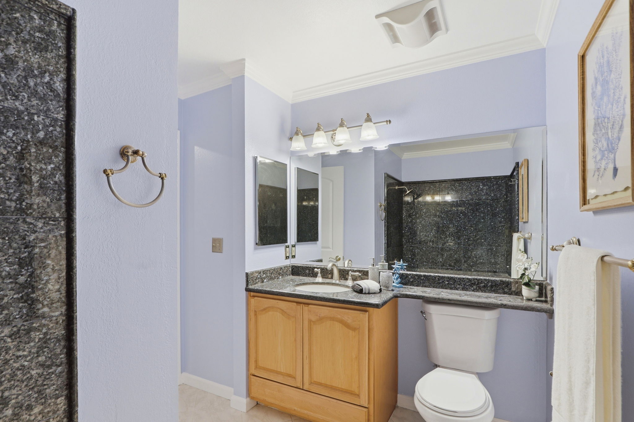 040_F8_102 Lancewood Pl