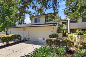 002_F8_102 Lancewood Pl