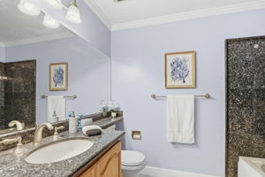 039_F8_102 Lancewood Pl
