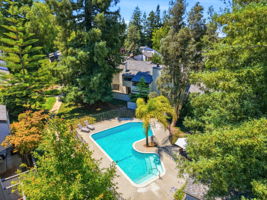 012_F8_AERIALS_102 Lancewood Pl