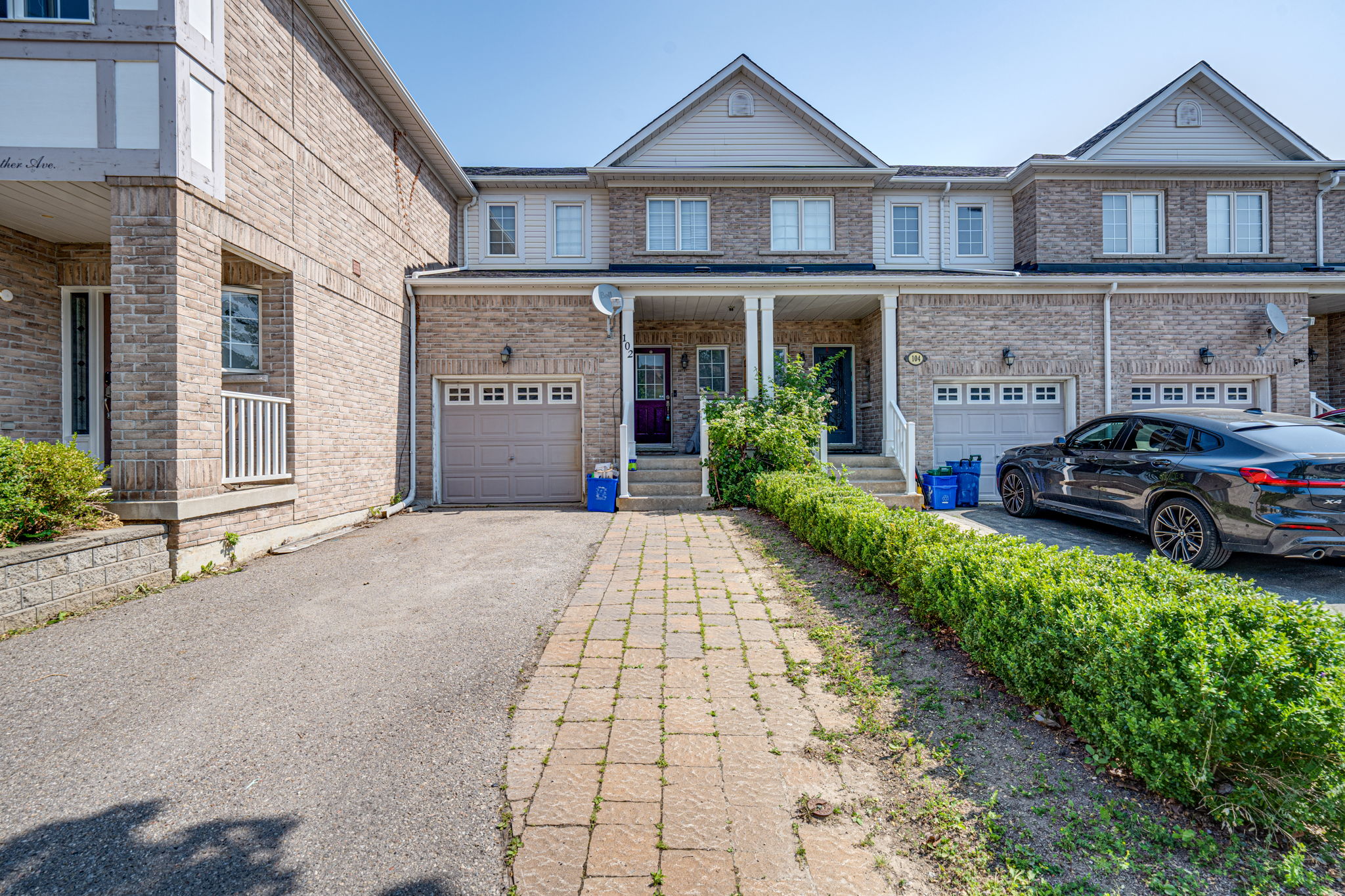 102 Lowther Ave Richmond Hill, ON L4E 4P3
